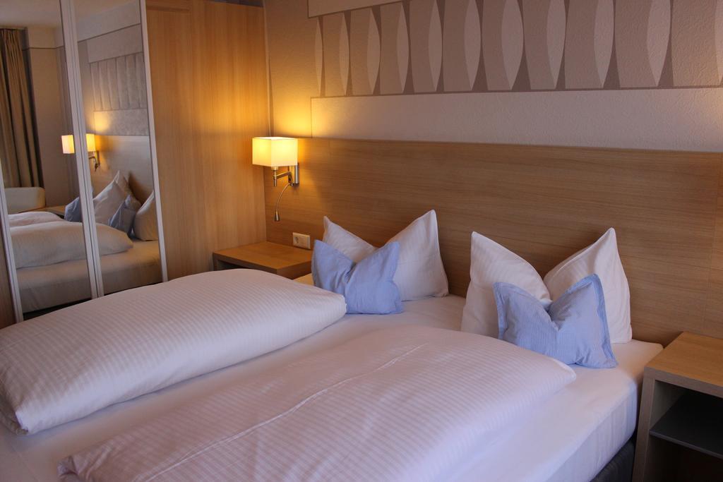 Hotel Gasthof Roessle Stetten am Kalten Markt 部屋 写真